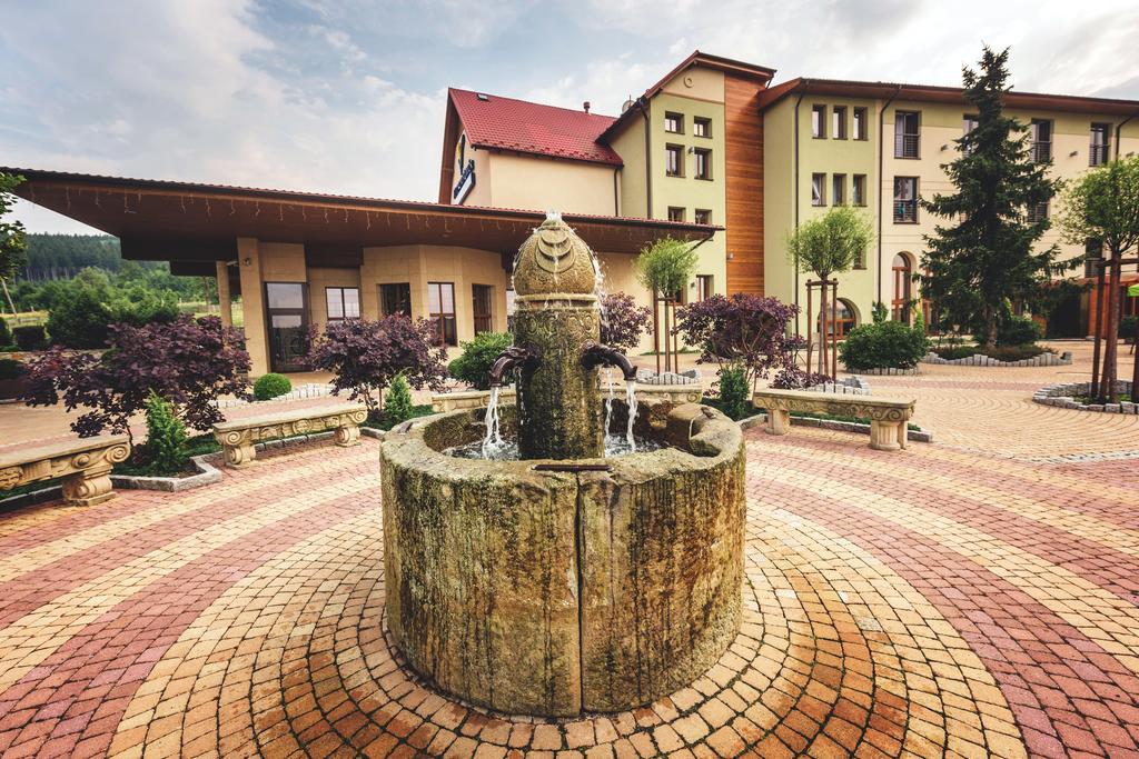 Malinowy Dwor Hotel Medical Spa Сверадув-Здруй Экстерьер фото