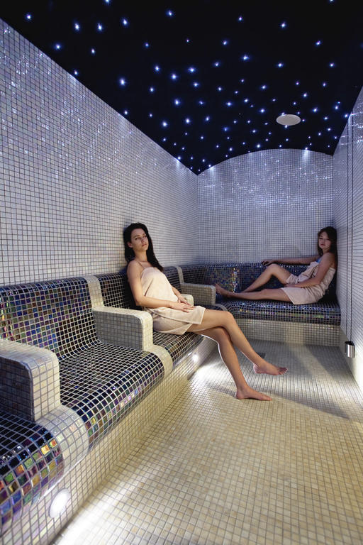 Malinowy Dwor Hotel Medical Spa Сверадув-Здруй Экстерьер фото